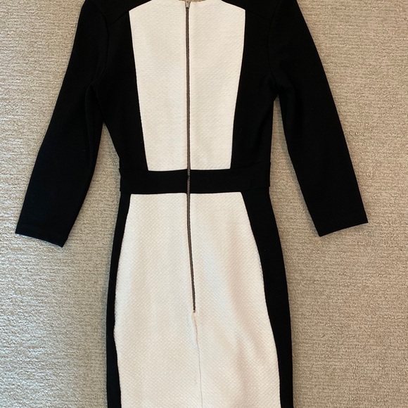 French Connection Women’s Textured Body Con Dress - Picture 4 of 5